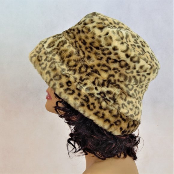Luxury Collection Faux Fur Leopard Print Bucket Hat by - Picture 1 of 16